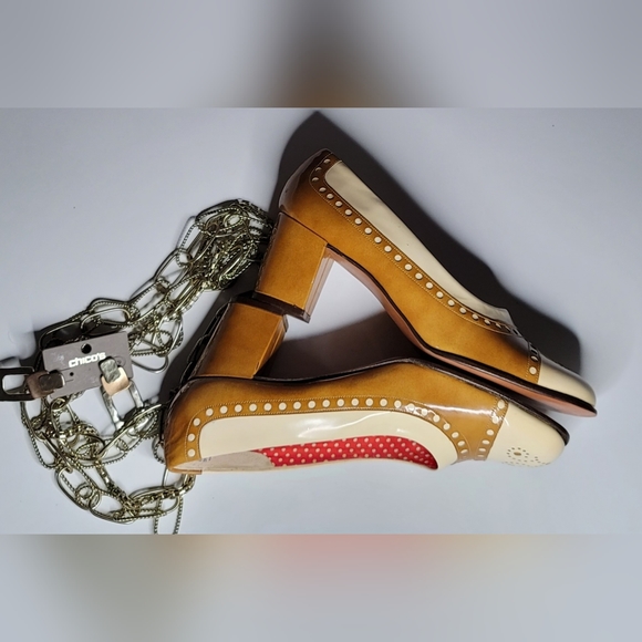 Museum Quality 1930s Patent Leather Owl face Detail pump shoe size 6.5 - Picture 4 of 16